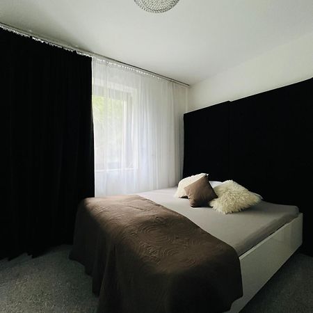 Koliba Apartments บราติสลาวา ภายนอก รูปภาพ