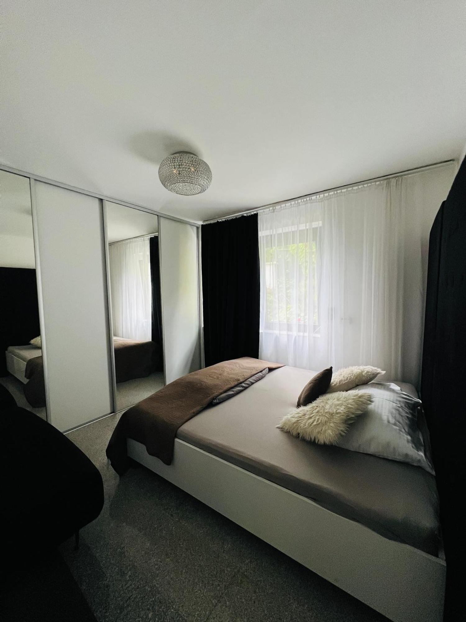 Koliba Apartments บราติสลาวา ภายนอก รูปภาพ